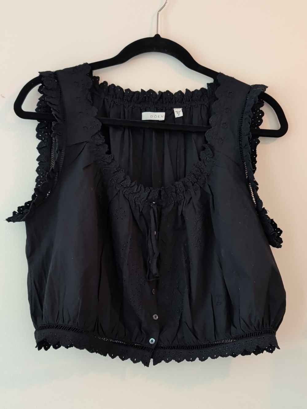 Doen Black Traveler Top Size Medium